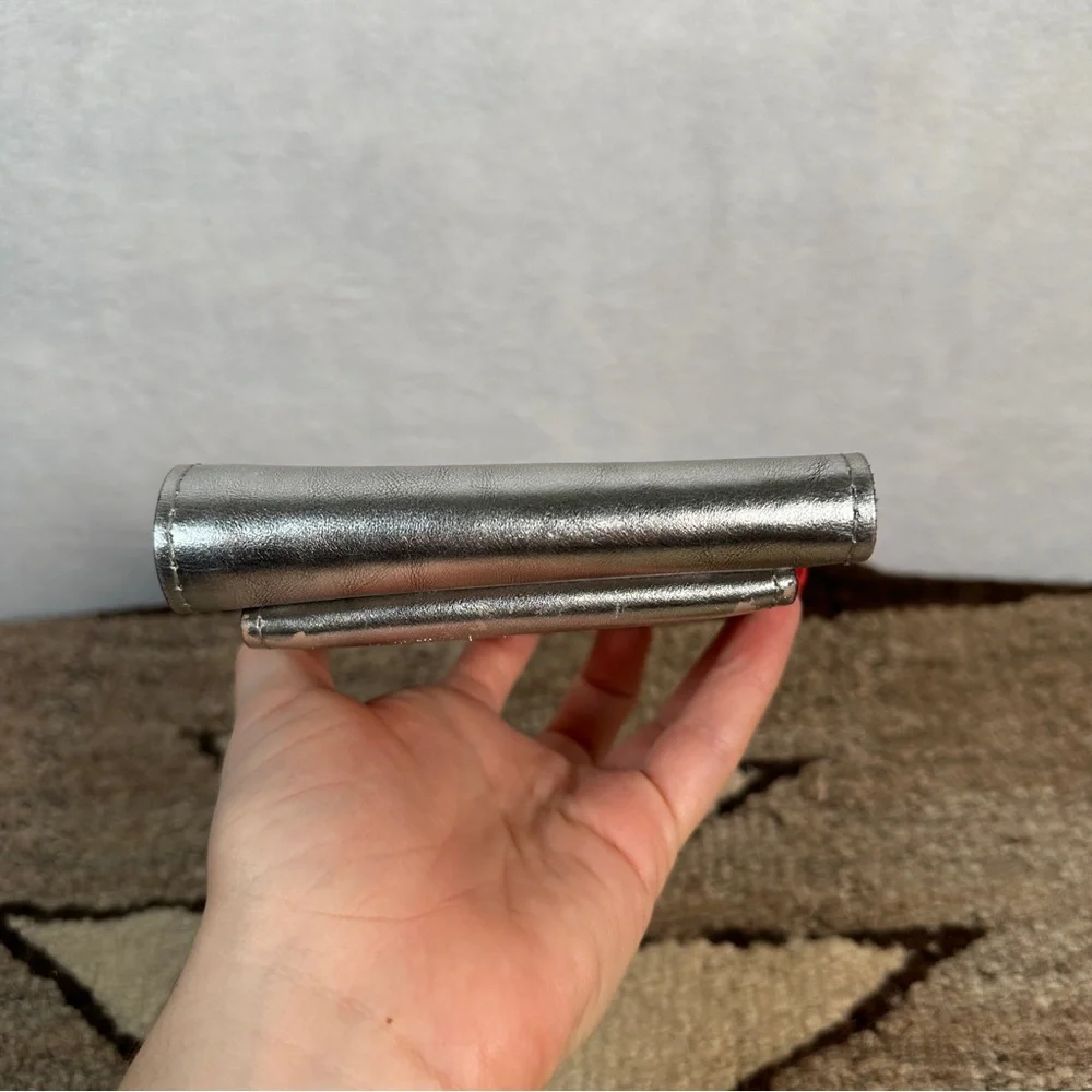 Patricia Nash Antique Platinum silver wallet leather fold metallic‎